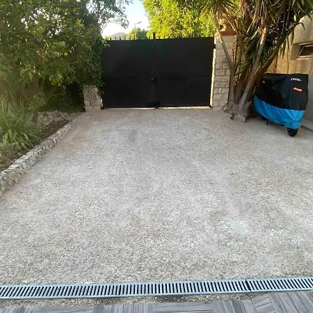 Monaco-beach 20min Ground Floor Parking Airconditioning Wifi بيت للعطل
