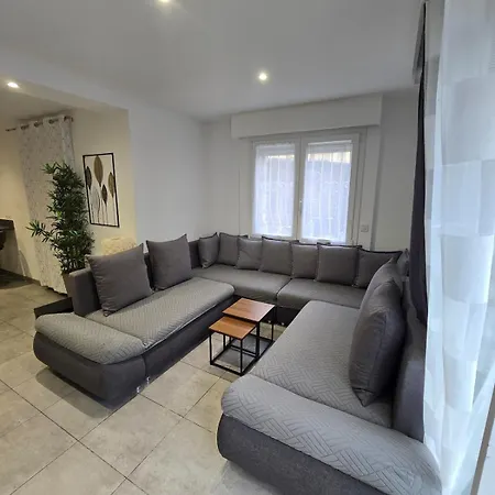 Monaco-beach 20min Ground Floor Parking Airconditioning Wifi Casa de Férias