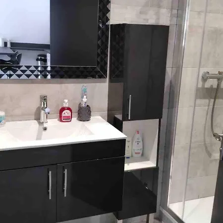 Monaco-beach 20min Ground Floor Parking Airconditioning Wifi *