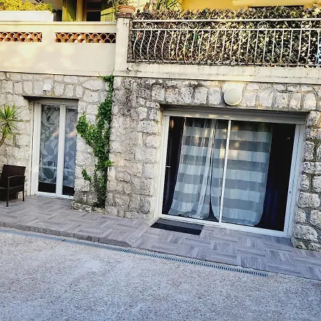 Monaco-beach 20min Ground Floor Parking Airconditioning Wifi Casa de Férias *