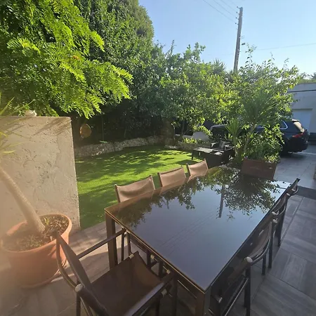 Monaco-beach 20min Ground Floor Parking Airconditioning Wifi Hébergement de vacances